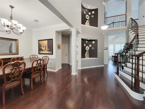 78 N Bluff Creek Circle The Woodlands TX 77382
