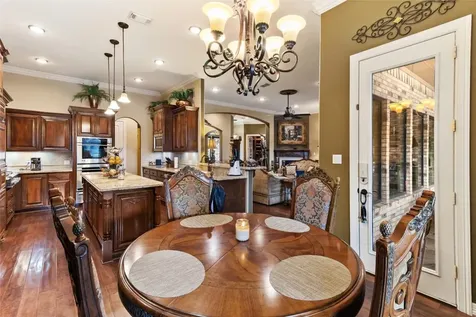 1105 Oak Park Drive Angleton TX 77515