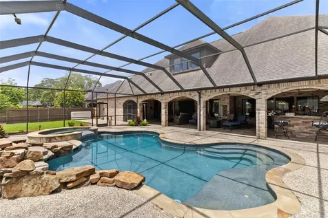 1105 Oak Park Drive Angleton TX 77515