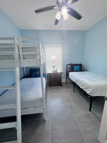 2811 Avenue Q 1/2 Galveston TX 77550