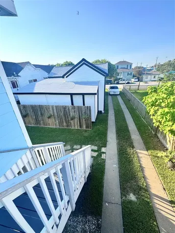 2811 Avenue Q 1/2 Galveston TX 77550