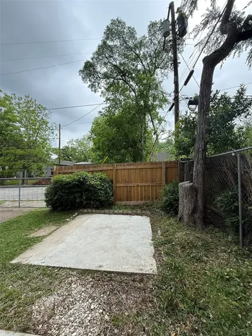 905 Persimmon Avenue Lufkin TX 75904