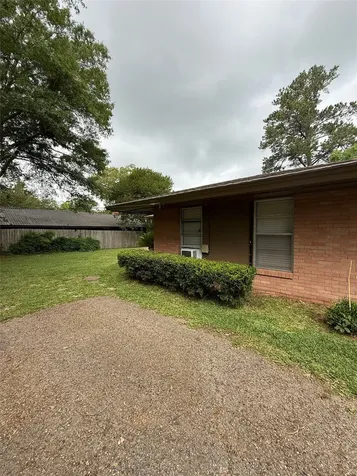 905 Persimmon Avenue Lufkin TX 75904