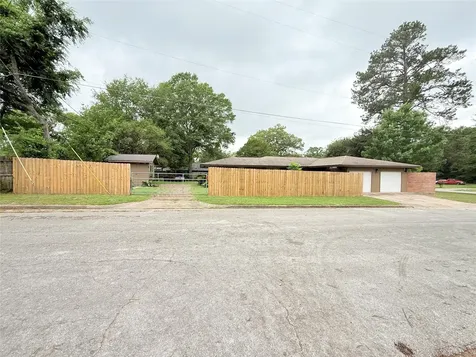 905 Persimmon Avenue Lufkin TX 75904
