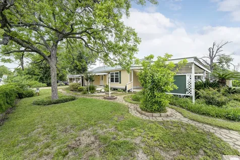 639 Manor Street Houston TX 77015