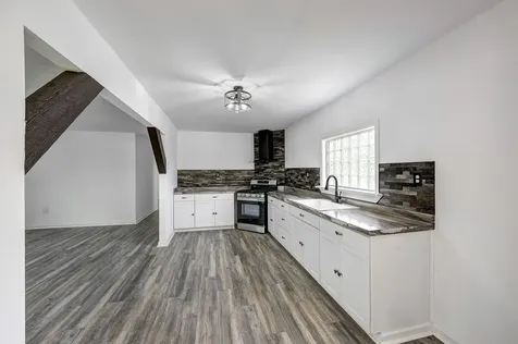 639 Manor Street Houston TX 77015