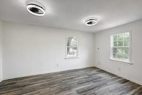 639 Manor Street Houston TX 77015