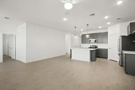7711 Jade Crest Drive Angleton TX 77515