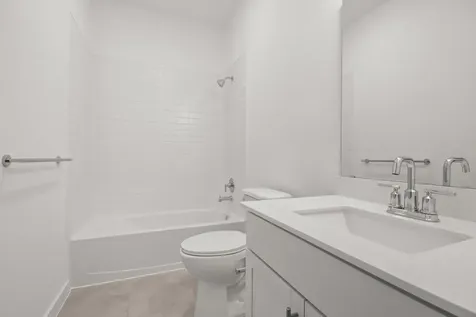 7711 Jade Crest Drive Angleton TX 77515