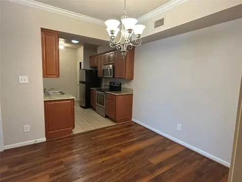 2255 Braeswood Park Drive 218 Houston TX 77030