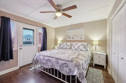 22922 Lunes Street Galveston TX 77554