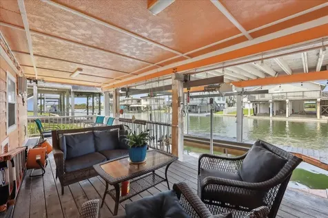 22922 Lunes Street Galveston TX 77554