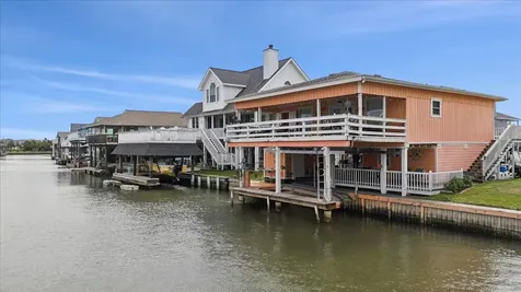 22922 Lunes Street Galveston TX 77554