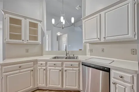 2235 Sentinal Oaks Street Sugar Land TX 77478