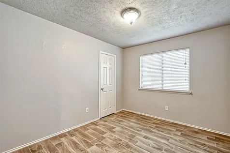 2235 Sentinal Oaks Street Sugar Land TX 77478