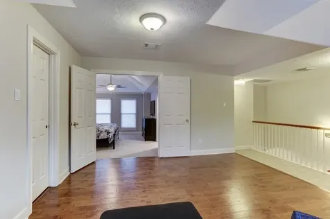 248 Westcott Street Houston TX 77007