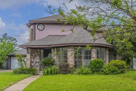 1922 Hickory Lawn Drive Houston TX 77077