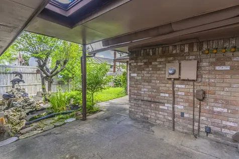 1922 Hickory Lawn Drive Houston TX 77077