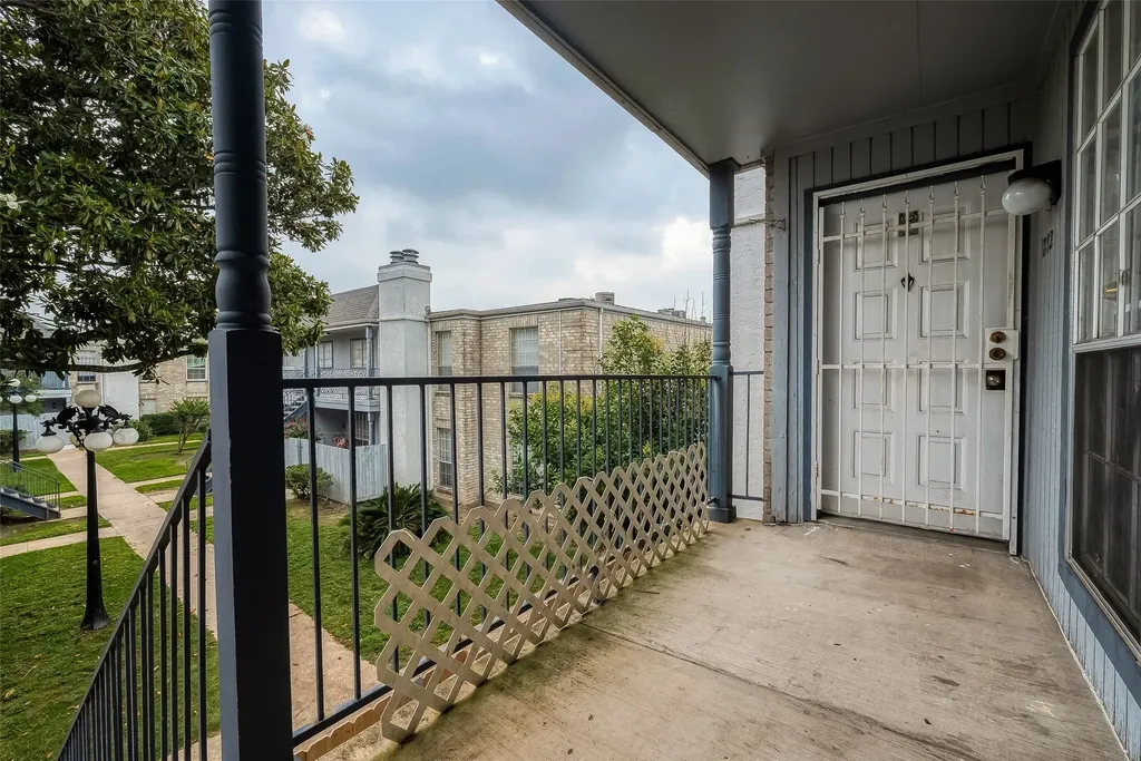 6606 De Moss Drive 1212 Houston TX 77074