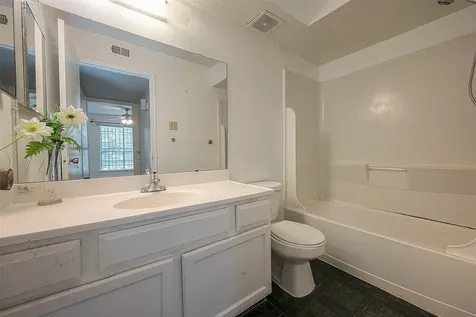 6606 De Moss Drive 1212 Houston TX 77074
