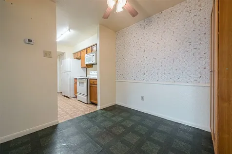 6606 De Moss Drive 1212 Houston TX 77074
