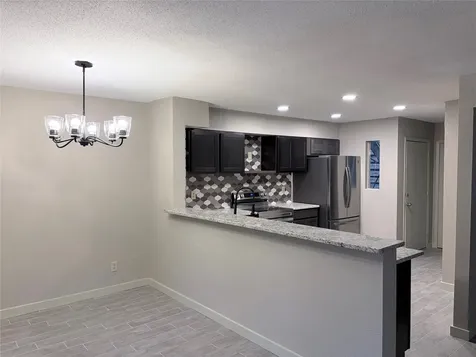 14515 Wunderlich Drive 811 Houston TX 77069