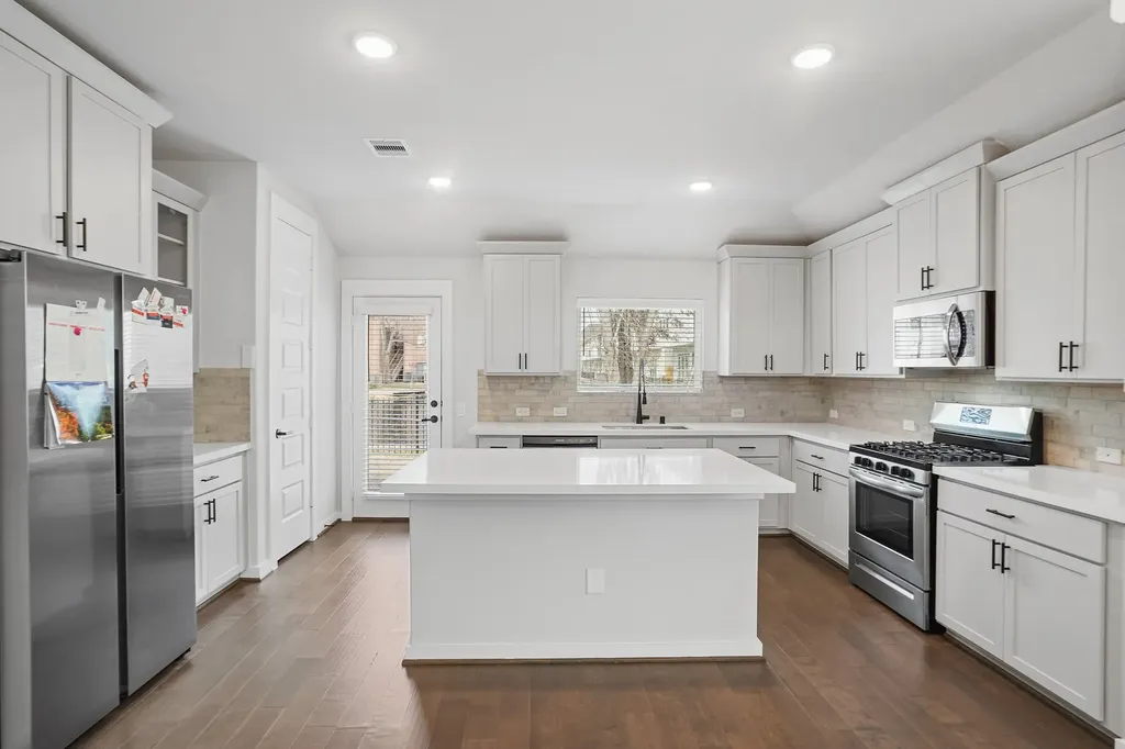 2107 Pueblito Drive Houston TX 77077