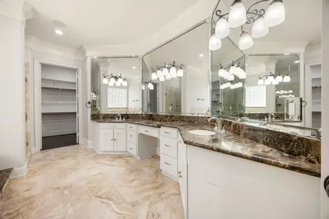 1711 Oak Shade Drive Sugar Land TX 77479