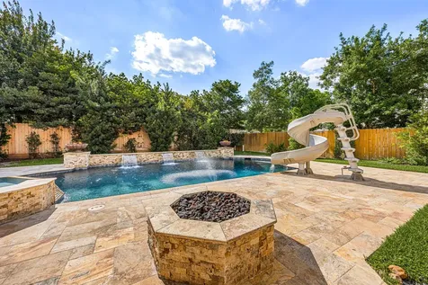 1711 Oak Shade Drive Sugar Land TX 77479