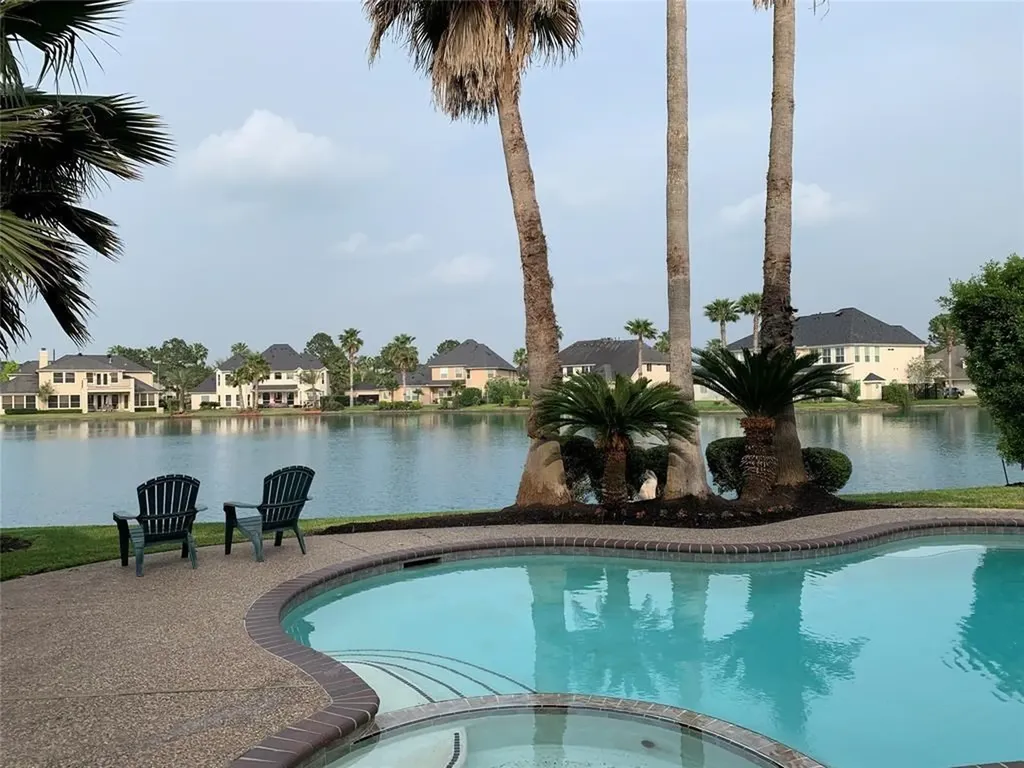 19818 Parkwater Circle Katy TX 77450