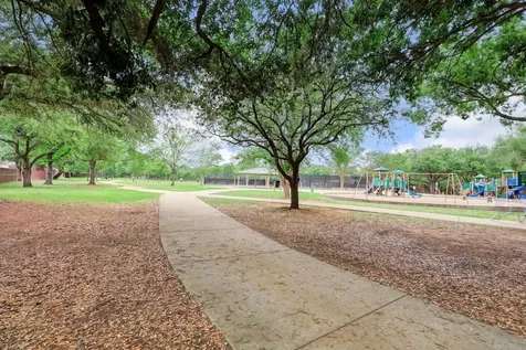 7622 Richmond Avenue Houston TX 77063