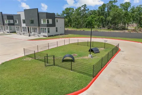 3522 Mansfield Building C Street A Houston TX 77091