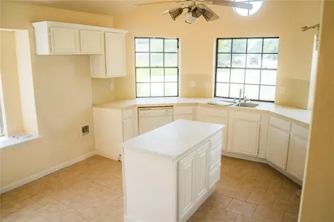 1169 Lago Vista Street San Marcos TX 78666