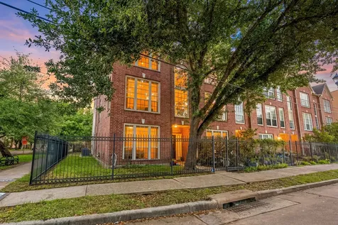2937 Jackson Street Houston TX 77004