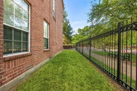 2937 Jackson Street Houston TX 77004