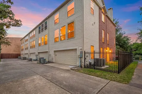 2937 Jackson Street Houston TX 77004