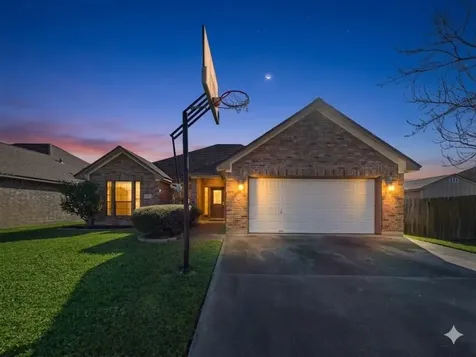 131 Eagle Nest Court Richwood TX 77566
