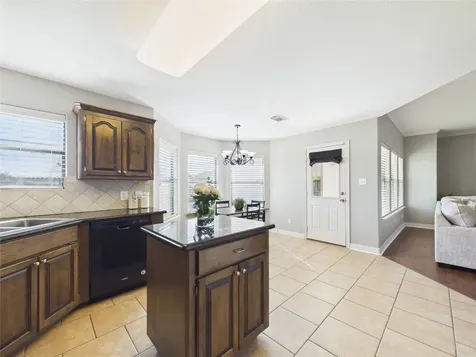 131 Eagle Nest Court Richwood TX 77566