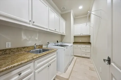 5736 Tanglewood Cove Street Houston TX 77057