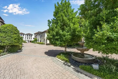 5736 Tanglewood Cove Street Houston TX 77057