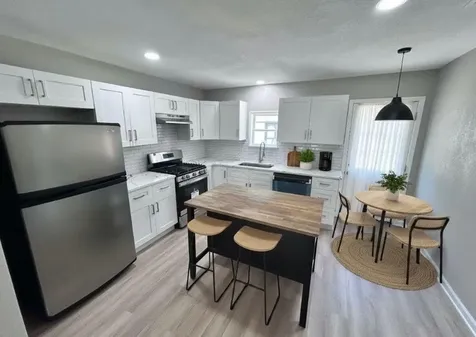 4737 Alvin Street Houston TX 77033