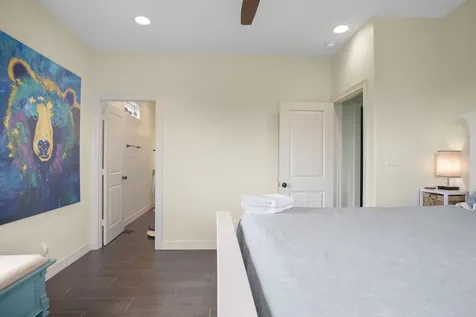 1086 Pennington Street Gilchrist TX 77617