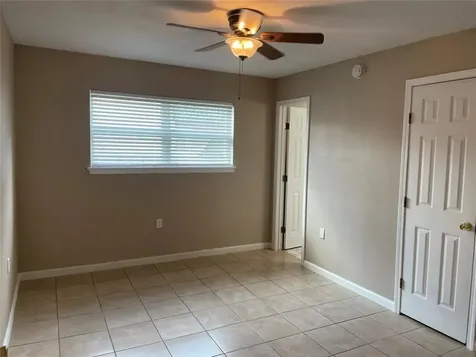 1914 Larrabee Street 1 Seabrook TX 77586