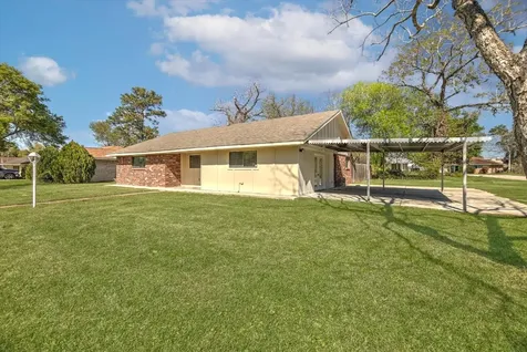 501 Ladd Street Dayton TX 77535