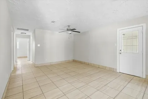 501 Ladd Street Dayton TX 77535