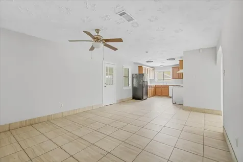 501 Ladd Street Dayton TX 77535