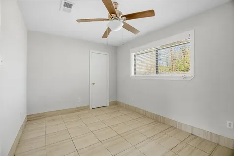 501 Ladd Street Dayton TX 77535
