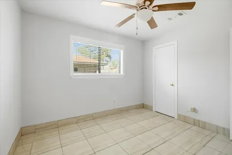 501 Ladd Street Dayton TX 77535