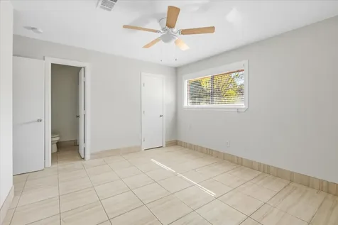 501 Ladd Street Dayton TX 77535