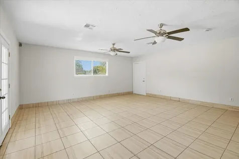 501 Ladd Street Dayton TX 77535